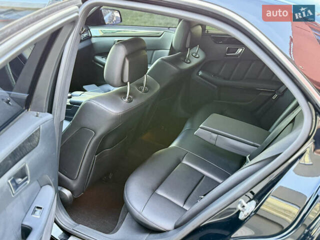 Черный Мерседес Е-Класс, объемом двигателя 2.2 л и пробегом 270 тыс. км за 14999 $, фото 8 на Automoto.ua