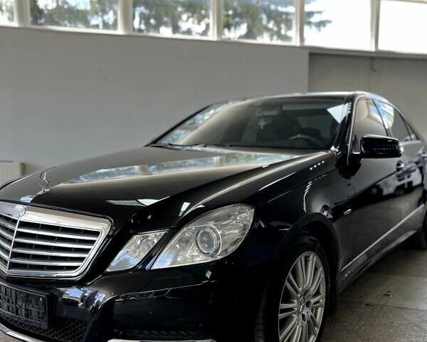 Мерседес Е-Класс 2012 в Тернополе на Automoto.ua Черный Мерседес Е-Класс, объемом двигателя 1.8 л и пробегом 280 тыс. км за 13990 $, фото 4 на Automoto.ua