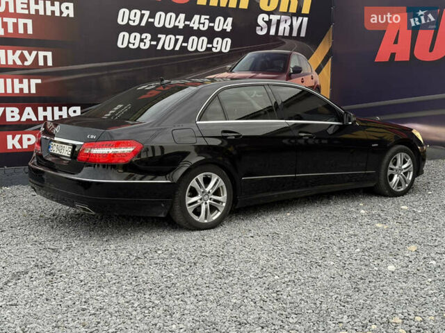 Черный Мерседес Е-Класс, объемом двигателя 2.2 л и пробегом 340 тыс. км за 12500 $, фото 13 на Automoto.ua