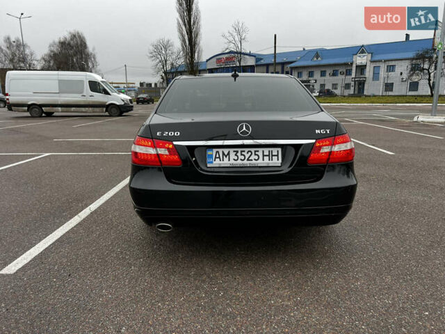 Черный Мерседес Е-Класс, объемом двигателя 1.8 л и пробегом 277 тыс. км за 10900 $, фото 5 на Automoto.ua