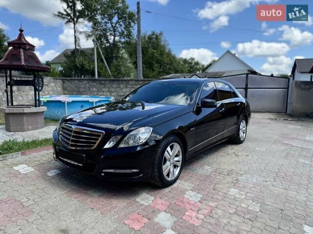 Чорний Мерседес Е-Клас, об'ємом двигуна 2.2 л та пробігом 420 тис. км за 11800 $, фото 1 на Automoto.ua
