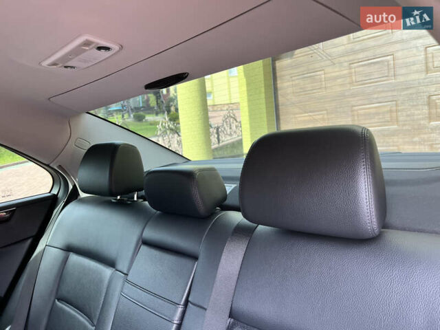 Черный Мерседес Е-Класс, объемом двигателя 2.14 л и пробегом 255 тыс. км за 14500 $, фото 67 на Automoto.ua