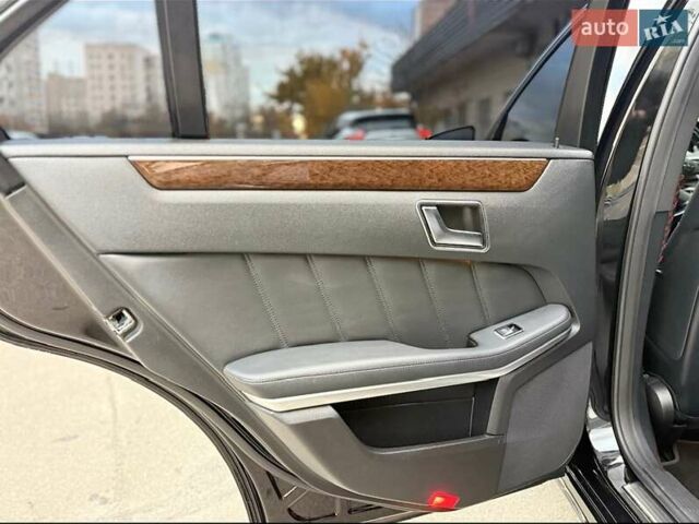 Мерседес Е-Класс 2012 в Харькове на Automoto.ua Черный Мерседес Е-Класс, объемом двигателя 2.14 л и пробегом 216 тыс. км за 14200 $, фото 13 на Automoto.ua