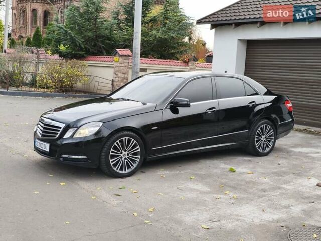 Черный Мерседес Е-Класс, объемом двигателя 2.99 л и пробегом 293 тыс. км за 13500 $, фото 15 на Automoto.ua