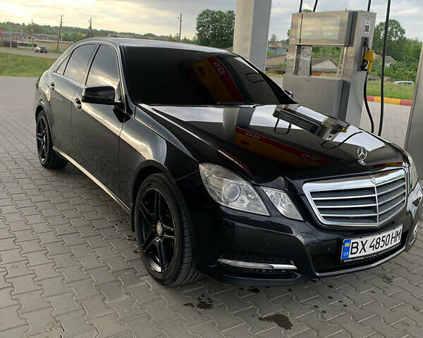Черный Мерседес Е-Класс, объемом двигателя 2.2 л и пробегом 370 тыс. км за 12700 $, фото 2 на Automoto.ua