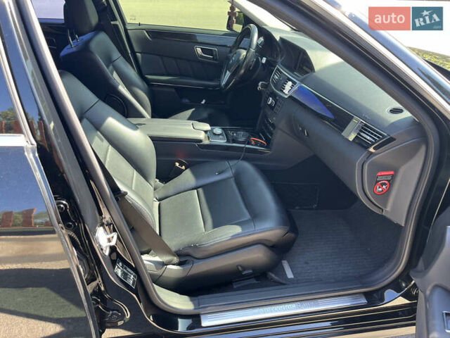 Чорний Мерседес Е-Клас, об'ємом двигуна 2.14 л та пробігом 334 тис. км за 13000 $, фото 7 на Automoto.ua