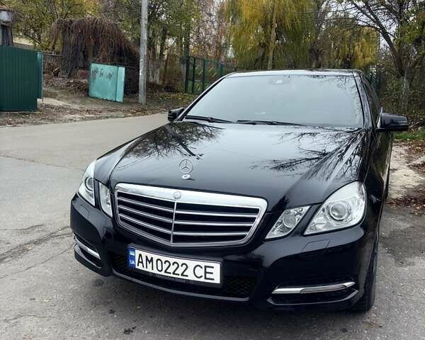 Черный Мерседес Е-Класс, объемом двигателя 2.14 л и пробегом 309 тыс. км за 15000 $, фото 19 на Automoto.ua