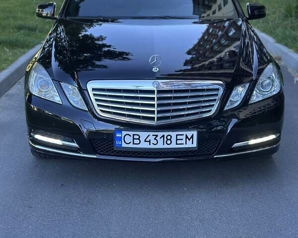 Чорний Мерседес Е-Клас, об'ємом двигуна 1.8 л та пробігом 258 тис. км за 12900 $, фото 1 на Automoto.ua