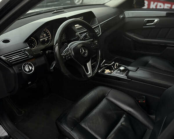 Черный Мерседес Е-Класс, объемом двигателя 2.2 л и пробегом 340 тыс. км за 12500 $, фото 30 на Automoto.ua