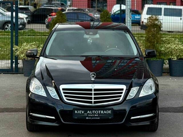 Черный Мерседес Е-Класс, объемом двигателя 1.8 л и пробегом 117 тыс. км за 13500 $, фото 5 на Automoto.ua