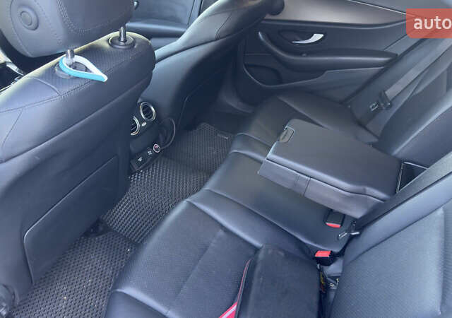 Чорний Мерседес Е-Клас, об'ємом двигуна 2.2 л та пробігом 249 тис. км за 19499 $, фото 15 на Automoto.ua