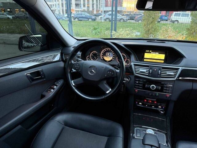 Черный Мерседес Е-Класс, объемом двигателя 1.8 л и пробегом 117 тыс. км за 13500 $, фото 15 на Automoto.ua
