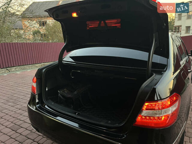 Черный Мерседес Е-Класс, объемом двигателя 2.14 л и пробегом 255 тыс. км за 14500 $, фото 28 на Automoto.ua