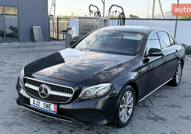 Чорний Мерседес Е-Клас, об'ємом двигуна 2.2 л та пробігом 249 тис. км за 19499 $, фото 5 на Automoto.ua