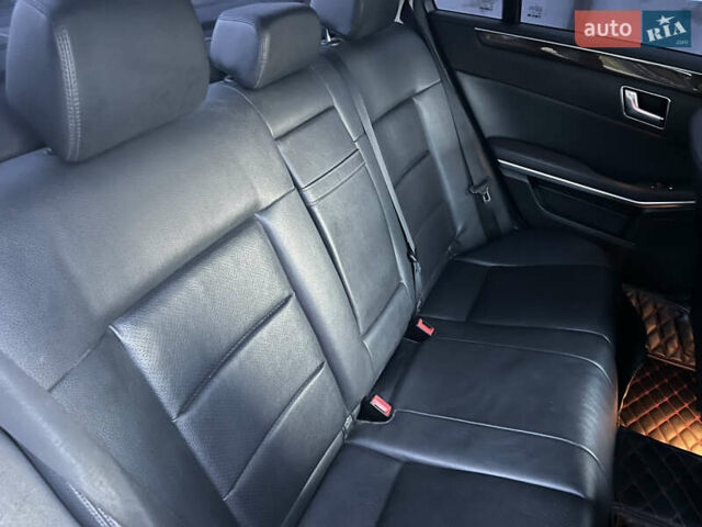 Черный Мерседес Е-Класс, объемом двигателя 2.14 л и пробегом 283 тыс. км за 12850 $, фото 20 на Automoto.ua