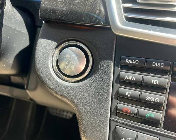 Чорний Мерседес Е-Клас, об'ємом двигуна 2.9 л та пробігом 313 тис. км за 14700 $, фото 6 на Automoto.ua