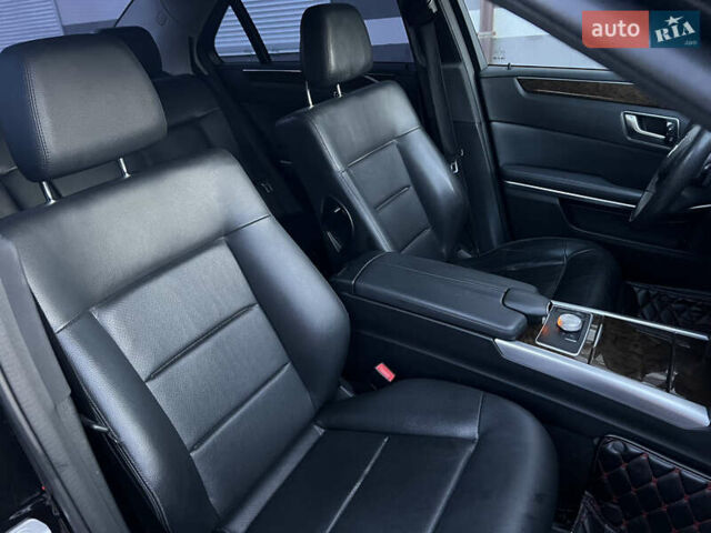 Черный Мерседес Е-Класс, объемом двигателя 2.14 л и пробегом 283 тыс. км за 12850 $, фото 22 на Automoto.ua