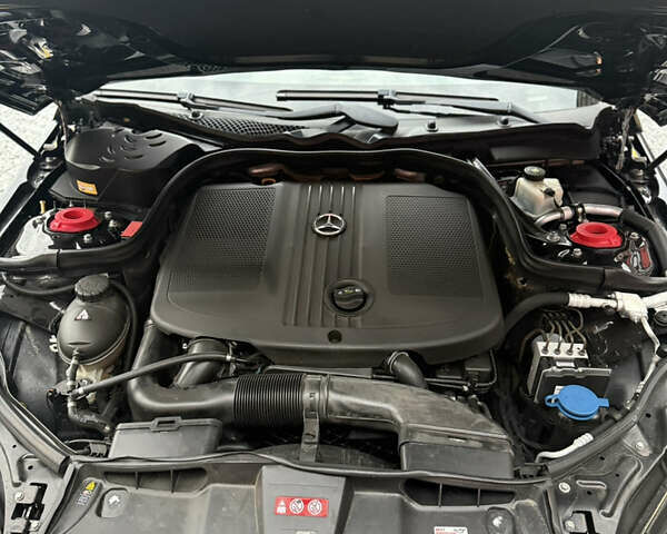 Черный Мерседес Е-Класс, объемом двигателя 2.2 л и пробегом 340 тыс. км за 12500 $, фото 21 на Automoto.ua