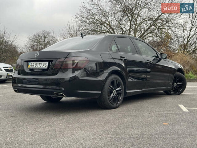 Черный Мерседес Е-Класс, объемом двигателя 2.2 л и пробегом 333 тыс. км за 13600 $, фото 2 на Automoto.ua