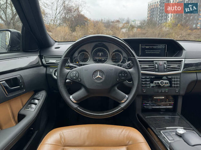 Черный Мерседес Е-Класс, объемом двигателя 2.2 л и пробегом 333 тыс. км за 13600 $, фото 15 на Automoto.ua