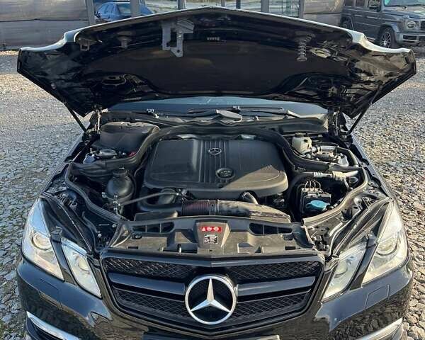 Чорний Мерседес Е-Клас, об'ємом двигуна 2.14 л та пробігом 283 тис. км за 14950 $, фото 20 на Automoto.ua