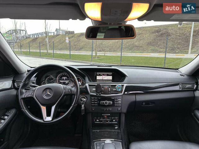 Черный Мерседес Е-Класс, объемом двигателя 2.2 л и пробегом 291 тыс. км за 13000 $, фото 13 на Automoto.ua