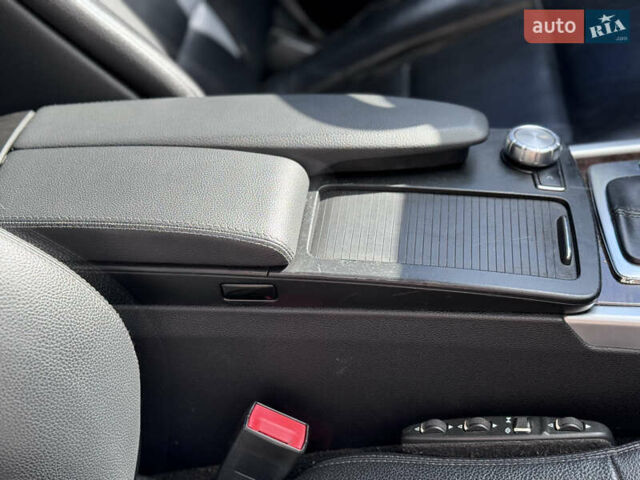 Мерседес Е-Клас 2012 у Вінниці на Automoto.ua Чорний Мерседес Е-Клас, об'ємом двигуна 1.8 л та пробігом 342 тис. км за 9600 $, фото 21 на Automoto.ua