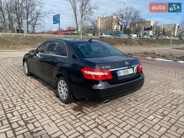 Чорний Мерседес Е-Клас, об'ємом двигуна 1.8 л та пробігом 358 тис. км за 9200 $, фото 2 на Automoto.ua