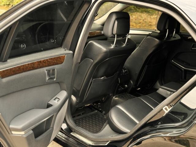 Чорний Мерседес Е-Клас, об'ємом двигуна 2.2 л та пробігом 340 тис. км за 12999 $, фото 11 на Automoto.ua