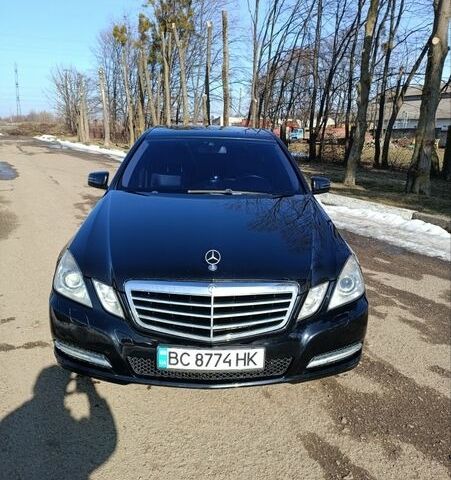 Чорний Мерседес Е-Клас, об'ємом двигуна 1.8 л та пробігом 280 тис. км за 10500 $, фото 2 на Automoto.ua