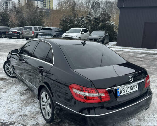 Чорний Мерседес Е-Клас, об'ємом двигуна 1.8 л та пробігом 255 тис. км за 13300 $, фото 2 на Automoto.ua