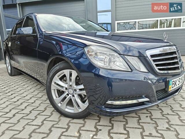 Черный Мерседес Е-Класс, объемом двигателя 2.14 л и пробегом 455 тыс. км за 10999 $, фото 41 на Automoto.ua