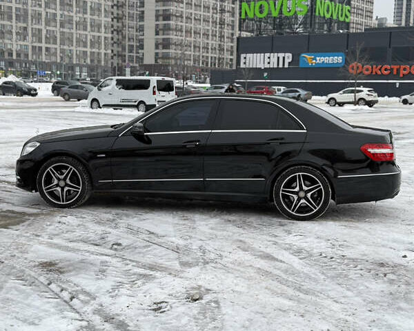 Черный Мерседес Е-Класс, объемом двигателя 2.2 л и пробегом 252 тыс. км за 12900 $, фото 7 на Automoto.ua