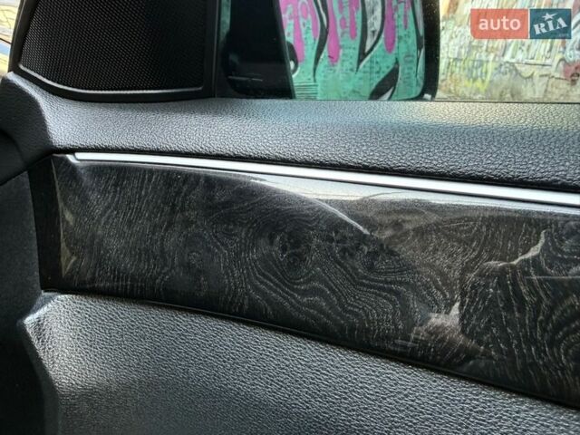 Чорний Мерседес Е-Клас, об'ємом двигуна 2.14 л та пробігом 337 тис. км за 11900 $, фото 54 на Automoto.ua