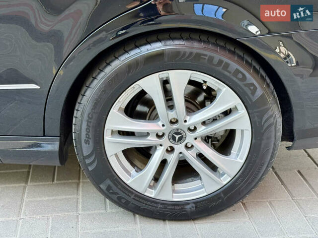 Черный Мерседес Е-Класс, объемом двигателя 2.2 л и пробегом 270 тыс. км за 14999 $, фото 18 на Automoto.ua