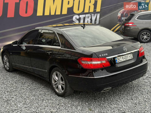 Черный Мерседес Е-Класс, объемом двигателя 2.2 л и пробегом 340 тыс. км за 12500 $, фото 16 на Automoto.ua