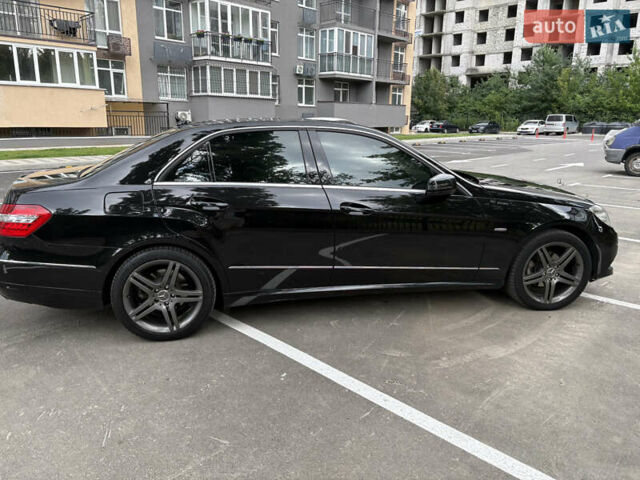 Чорний Мерседес Е-Клас, об'ємом двигуна 2.2 л та пробігом 393 тис. км за 14500 $, фото 6 на Automoto.ua