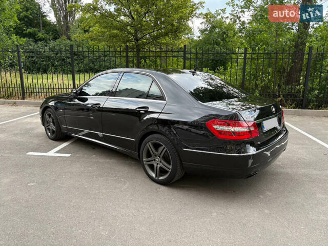 Чорний Мерседес Е-Клас, об'ємом двигуна 2.2 л та пробігом 393 тис. км за 14500 $, фото 3 на Automoto.ua