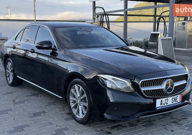 Чорний Мерседес Е-Клас, об'ємом двигуна 2.2 л та пробігом 249 тис. км за 19499 $, фото 38 на Automoto.ua
