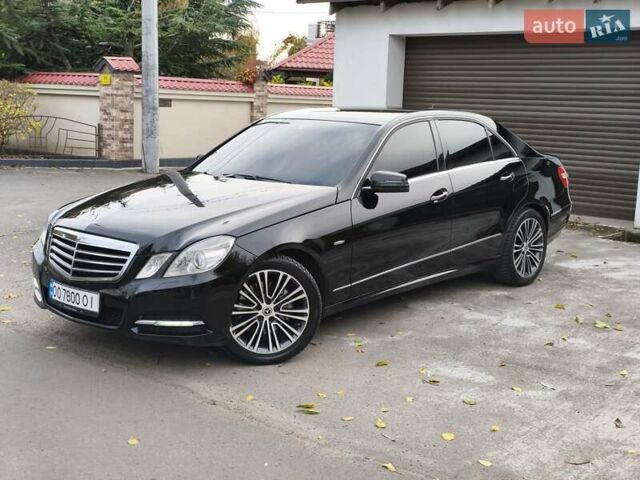 Черный Мерседес Е-Класс, объемом двигателя 2.99 л и пробегом 293 тыс. км за 13500 $, фото 4 на Automoto.ua