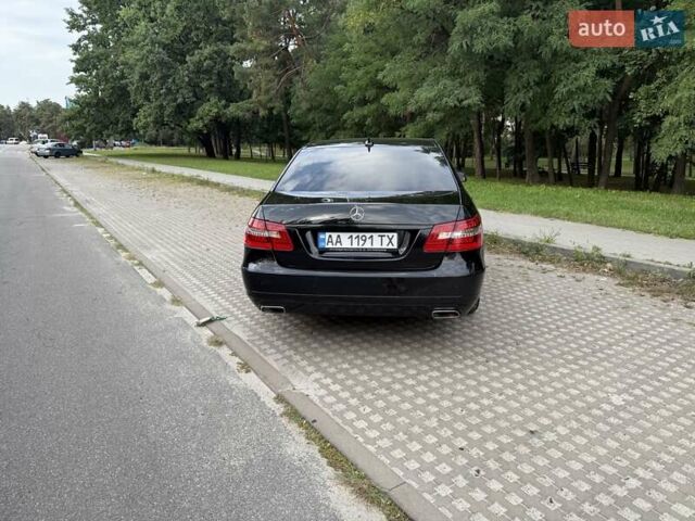 Черный Мерседес Е-Класс, объемом двигателя 2.1 л и пробегом 378 тыс. км за 12000 $, фото 4 на Automoto.ua