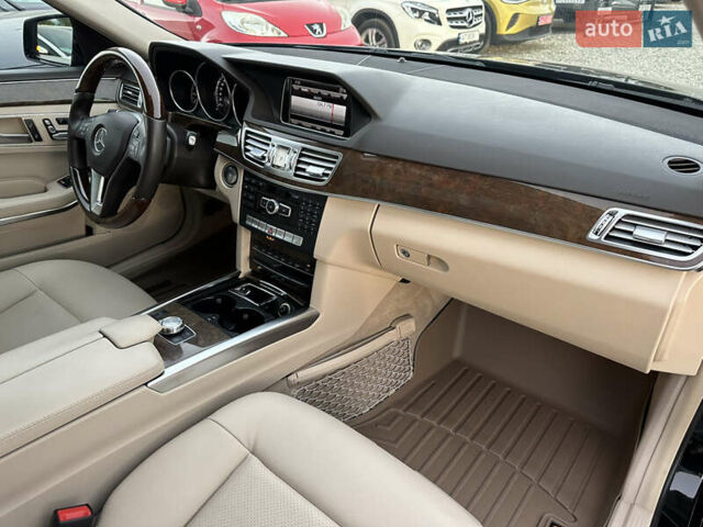 Черный Мерседес Е-Класс, объемом двигателя 2.2 л и пробегом 48 тыс. км за 23999 $, фото 28 на Automoto.ua