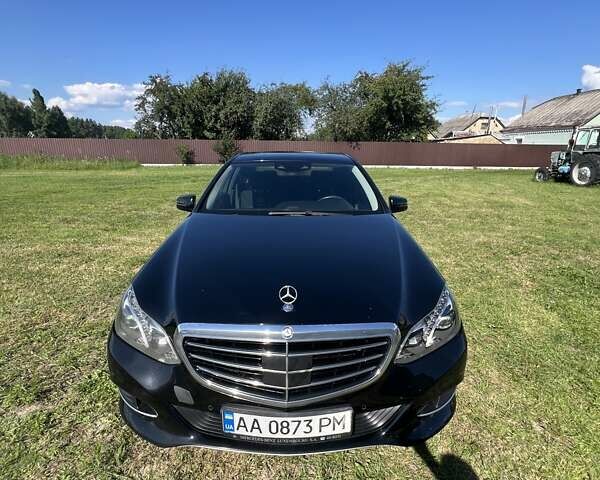 Черный Мерседес Е-Класс, объемом двигателя 2.1 л и пробегом 422 тыс. км за 15000 $, фото 6 на Automoto.ua