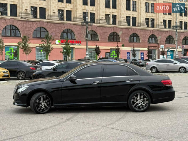 Черный Мерседес Е-Класс, объемом двигателя 2 л и пробегом 329 тыс. км за 13900 $, фото 19 на Automoto.ua