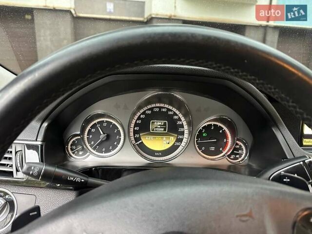 Черный Мерседес Е-Класс, объемом двигателя 2.2 л и пробегом 278 тыс. км за 12999 $, фото 25 на Automoto.ua