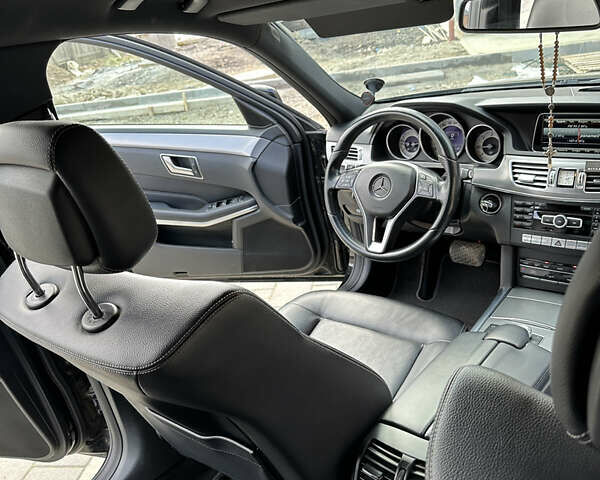 Мерседес Е-Класс 2013 в Долине на Automoto.ua Черный Мерседес Е-Класс, объемом двигателя 2.2 л и пробегом 298 тыс. км за 18700 $, фото 28 на Automoto.ua