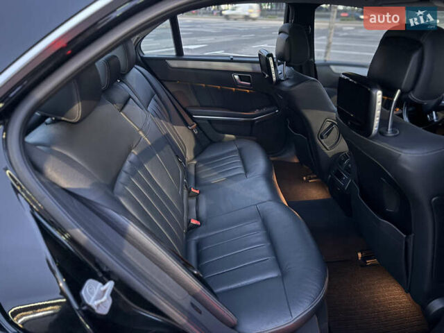 Черный Мерседес Е-Класс, объемом двигателя 2.14 л и пробегом 319 тыс. км за 16700 $, фото 27 на Automoto.ua