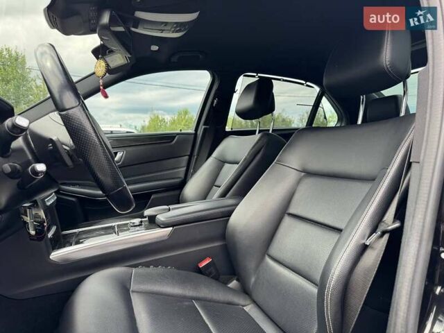 Чорний Мерседес Е-Клас, об'ємом двигуна 2.14 л та пробігом 273 тис. км за 19999 $, фото 61 на Automoto.ua