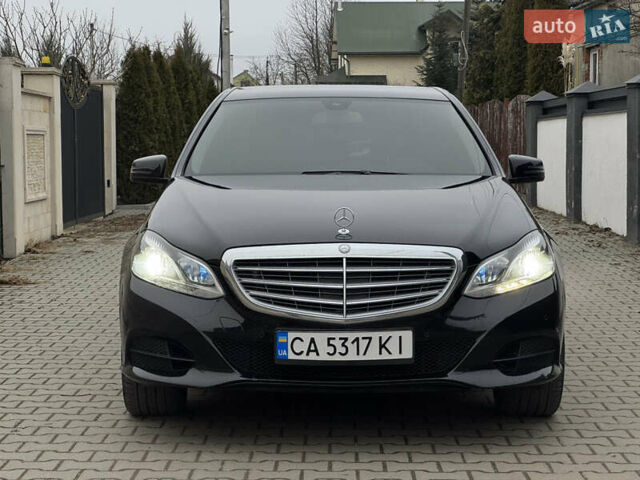 Чорний Мерседес Е-Клас, об'ємом двигуна 2 л та пробігом 329 тис. км за 13600 $, фото 2 на Automoto.ua