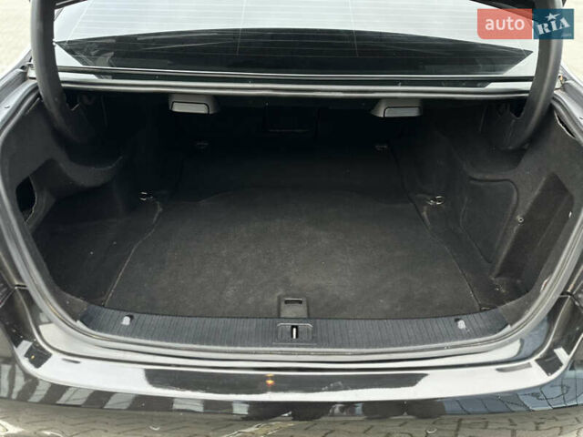 Мерседес Е-Класс 2013 в Черновцах на Automoto.ua Черный Мерседес Е-Класс, объемом двигателя 2.2 л и пробегом 371 тыс. км за 15500 $, фото 19 на Automoto.ua